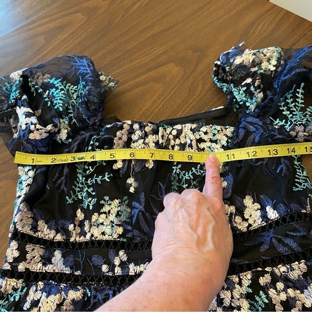 Lulus Radiant Love Black Floral Embroidered Short Sleeve Skater Dress Size S - Picture 6 of 10